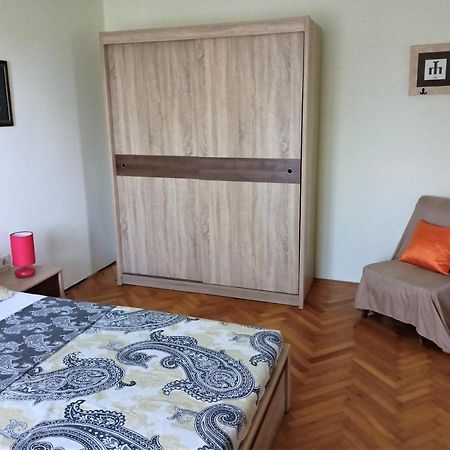 Cozy Apartment In The City Center بولا المظهر الخارجي الصورة