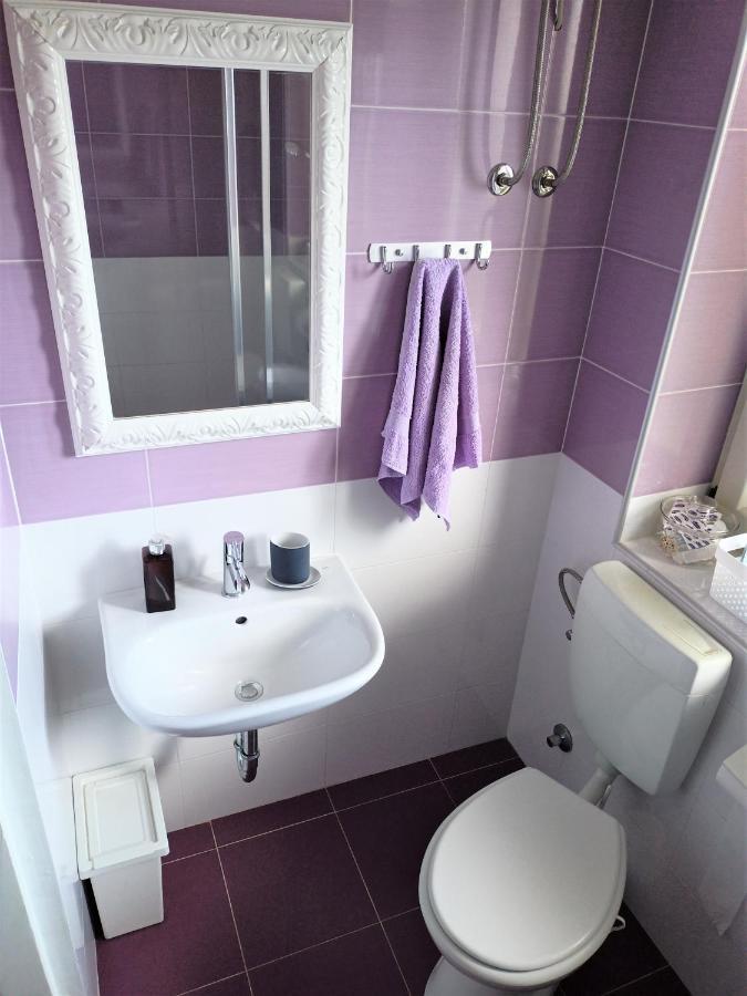 Cozy Apartment In The City Center بولا المظهر الخارجي الصورة