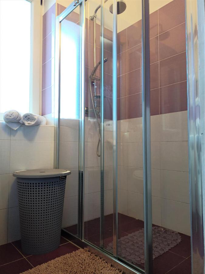 Cozy Apartment In The City Center بولا المظهر الخارجي الصورة