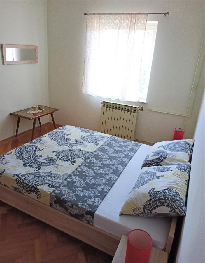 Cozy Apartment In The City Center بولا المظهر الخارجي الصورة